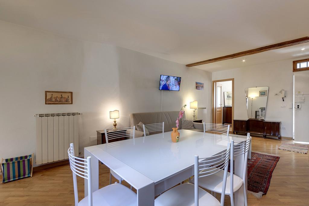 דירות פירנצה Residenza Leonardo מראה חיצוני תמונה